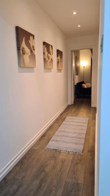 Luxury 1 Bedroom Flat In The Heart Of Wood Green لندن المظهر الخارجي الصورة